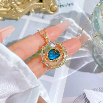 Elegancki naszyjnik Gwiezdne Niebo z motywem gwiazd i księżyca