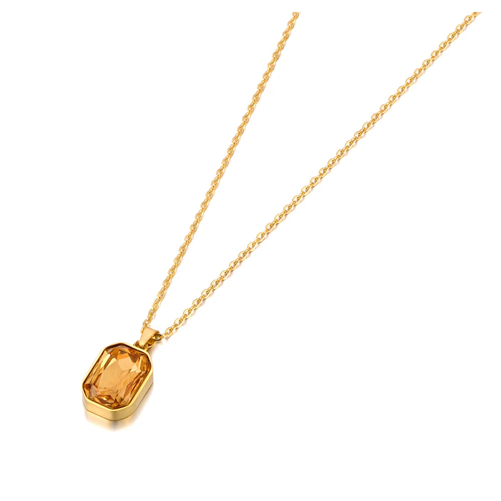 Naszyjnik ze stali nierdzewnej z geometrycznym kryształem – elegancki pozłacany wisiorek dla kobiet