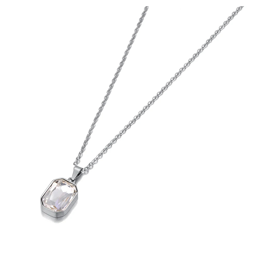 Naszyjnik ze stali nierdzewnej z geometrycznym kryształem – elegancki pozłacany wisiorek dla kobiet