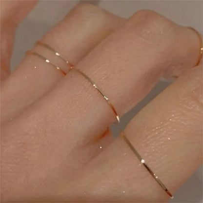 Klasyczny pierścionek ze stali nierdzewnej pozłacany 14K – minimalistyczny, elegancki, trwały