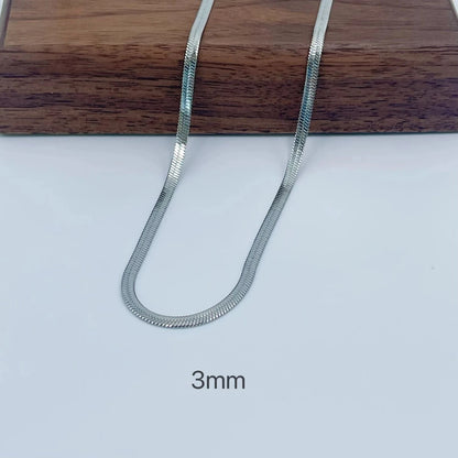 Naszyjnik typu choker ze stali szlachetnej – złoty splot w stylu herringbone