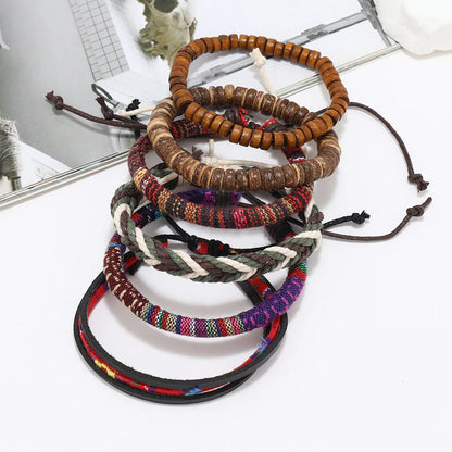 Skórzana bransoletka boho męska z koralikami drewnianymi