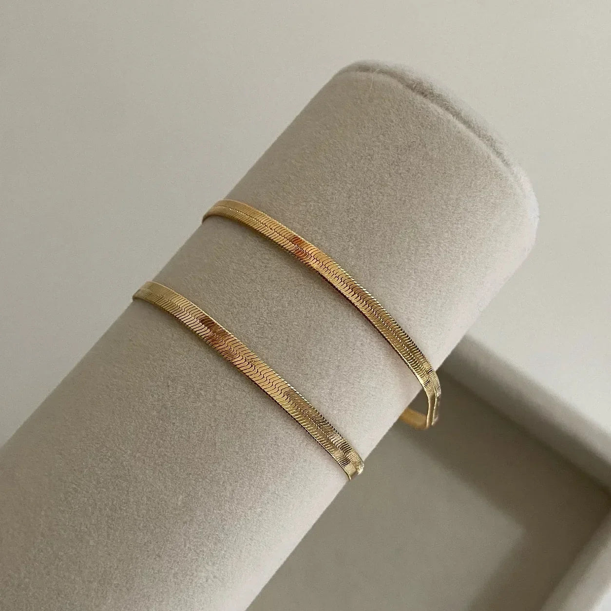 Minimalistyczna bransoletka bangle dla kobiet, ze stali nierdzewnej, klasyczny, typu snake
